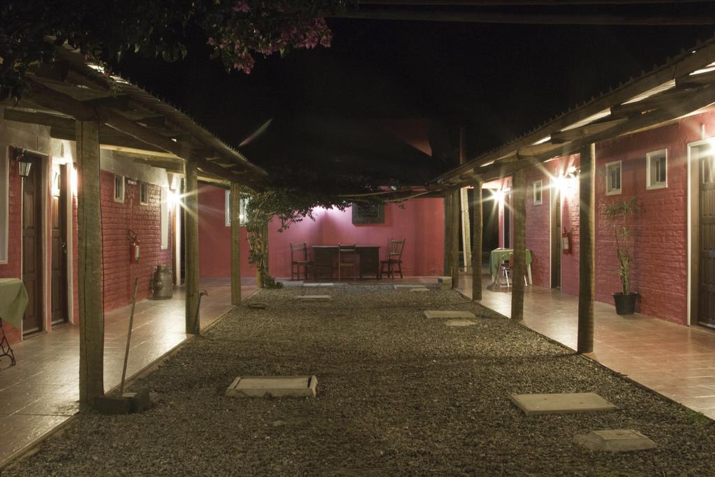 Casa De Campo Lo De Fatsia Colonia del Sacramento Luaran gambar